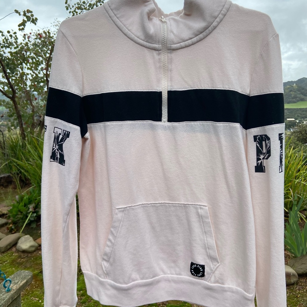 PINK Sweatshirt